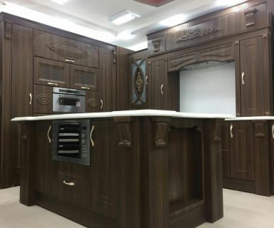 photo_5913387454071684429_y