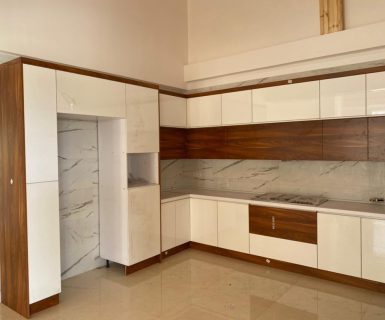 photo_5913387454071684437_y